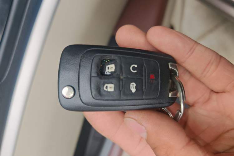 Used Buick GL8 2017 25S Luxury Version China V Standard Vehicle Key