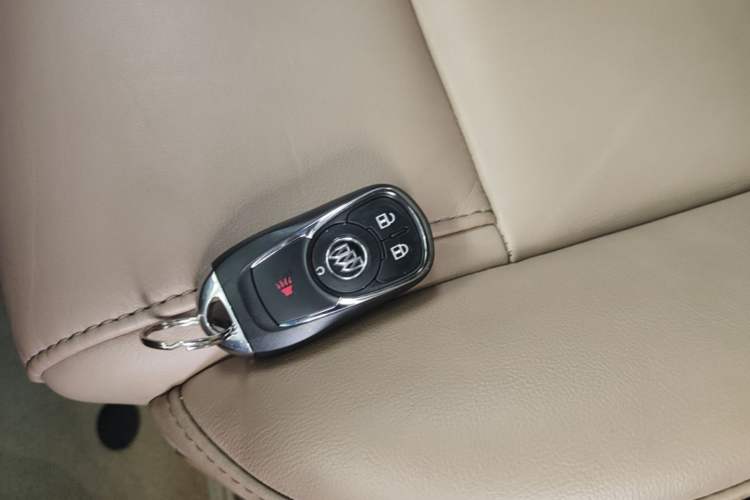 Used Buick GL8 2017 ES 28T Premium Version China V Standard Vehicle Key