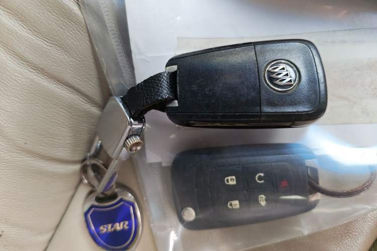 Used Buick GL8 2017 25S Luxury Version China V Standard Vehicle Key