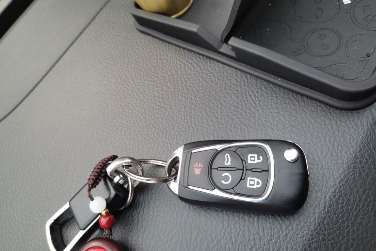 Used Buick GL8 2017 25S Luxury Version China V Standard Vehicle Key