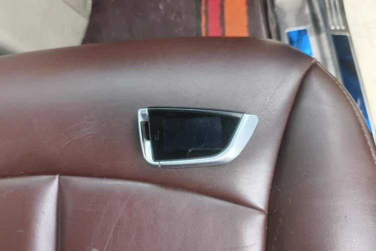 Used Buick GL8 2017 25S Luxury Version China V Standard Vehicle Key