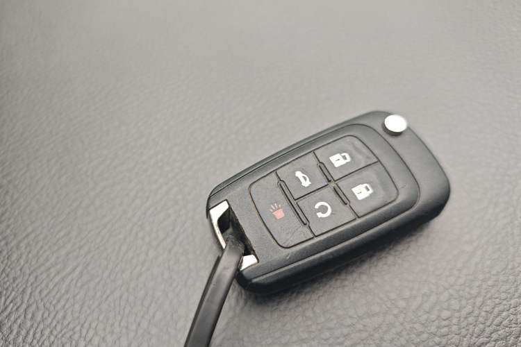 Used Buick GL8 2017 25S Luxury Version China V Standard Vehicle Key