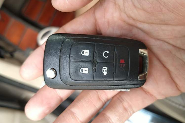 Used Buick GL8 2017 25S Luxury Version China V Standard Vehicle Key