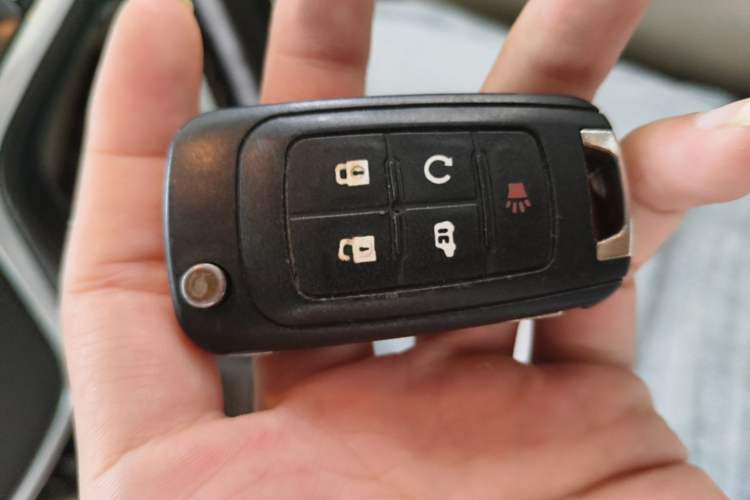Used Buick GL8 2017 25S Luxury Version China V Standard Vehicle Key