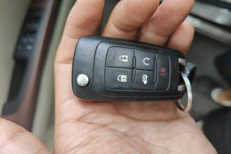 Used Buick GL8 2017 25S Luxury Version China V Standard Vehicle Key
