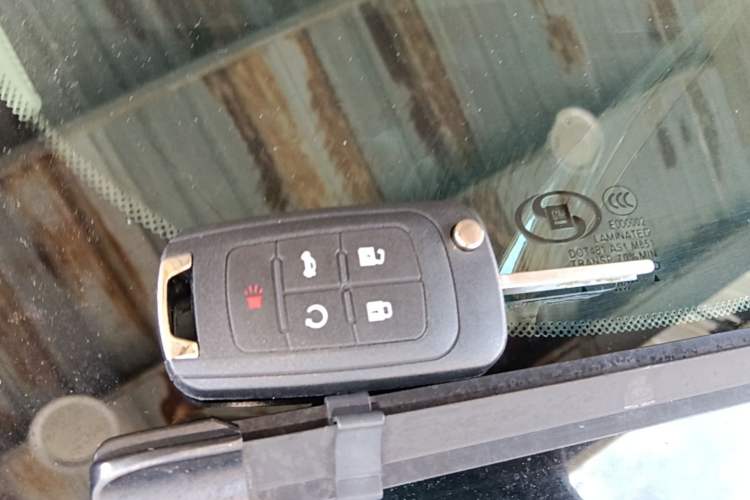 Used Buick GL8 2017 25S Prestige Version China V Standard Vehicle Key