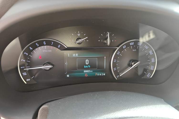 Used Buick GL8 2018 ES 28T Comfort Model China VI Standard Odometer Close Up