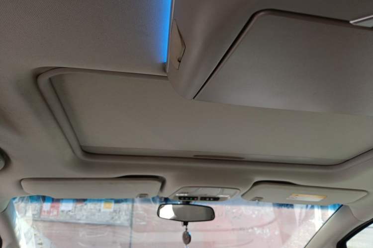 Used Buick GL8 2018 ES 28T Comfort Model China VI Standard Headliner