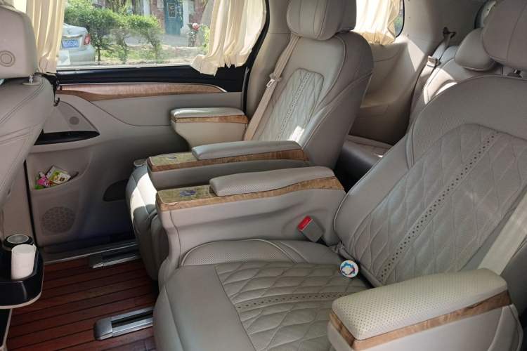 Used Buick GL8 2018 ES 28T Comfort Model China VI Standard Left Rear Seat