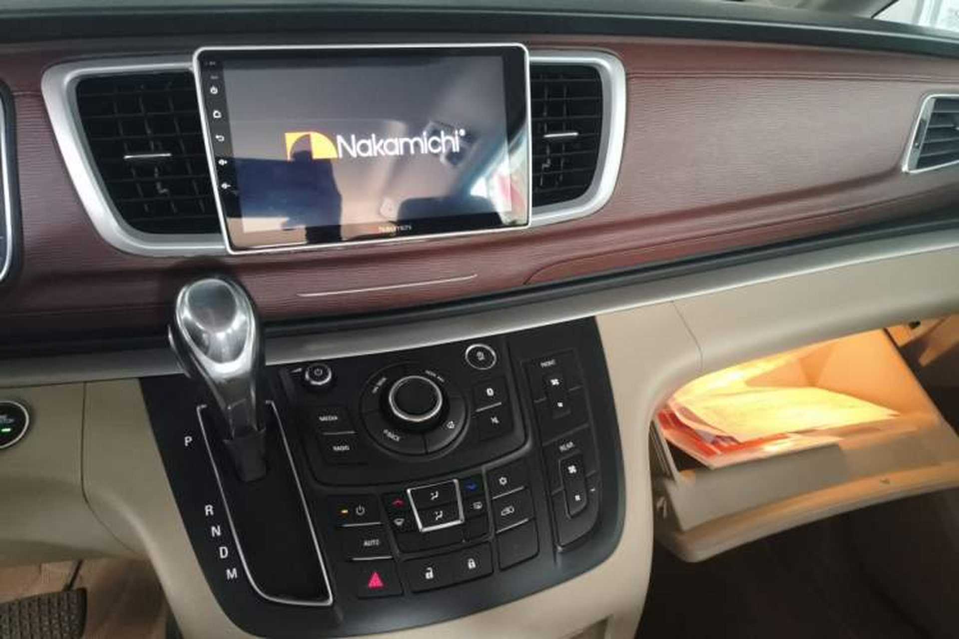 Used Buick GL8 2018 28T Luxury Model China VI Standard Audio And AC Panel