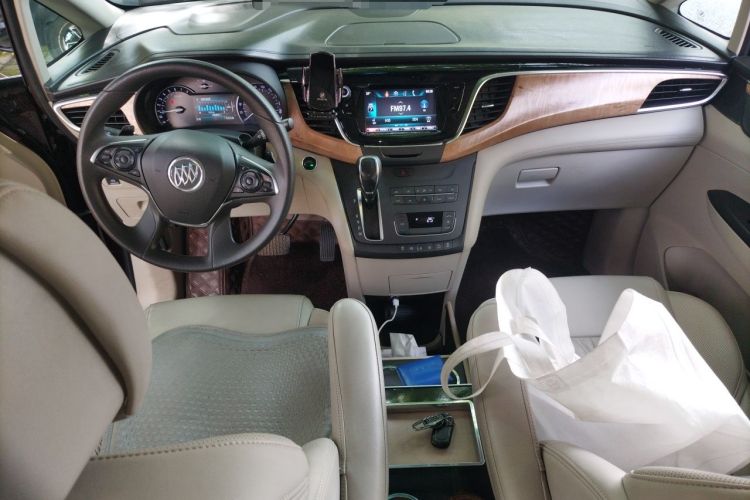 Used Buick GL8 2018 ES 28T Comfort Model China VI Standard Audio And AC Panel