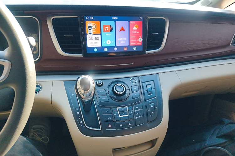 Used Buick GL8 2018 28T Comfort Model China VI Standard Audio And AC Panel
