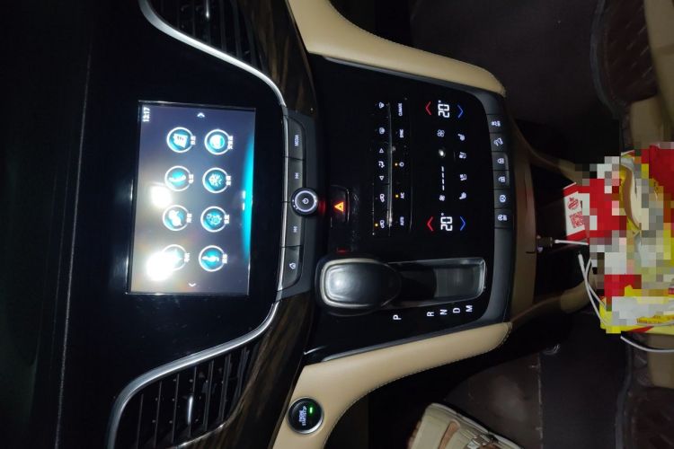 Used Buick GL8 2018 ES 28T Flagship Model China VI Standard Audio And AC Panel