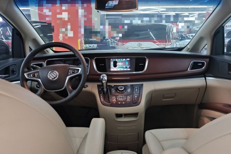 Used Buick GL8 2018 28T Luxury Model China VI Standard Center Console