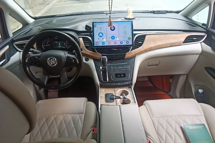 Used Buick GL8 2018 ES 28T Comfort Model China VI Standard Center Console