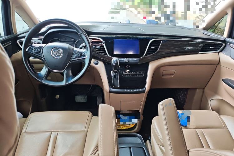 Used Buick GL8 2018 ES 28T Luxury Model China VI Standard Center Console