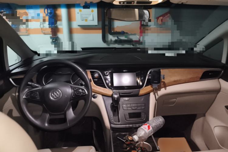 Used Buick GL8 2018 ES 28T Comfort Model China VI Standard Center Console