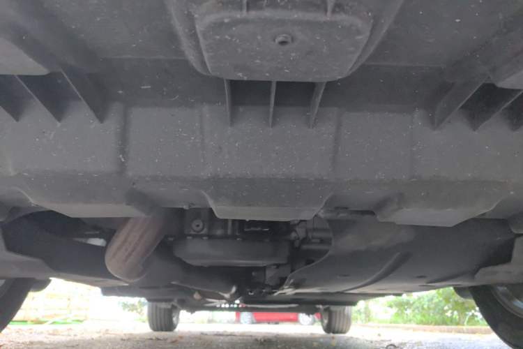 Used Buick GL8 2018 28T Luxury Model China VI Standard Chassis Front