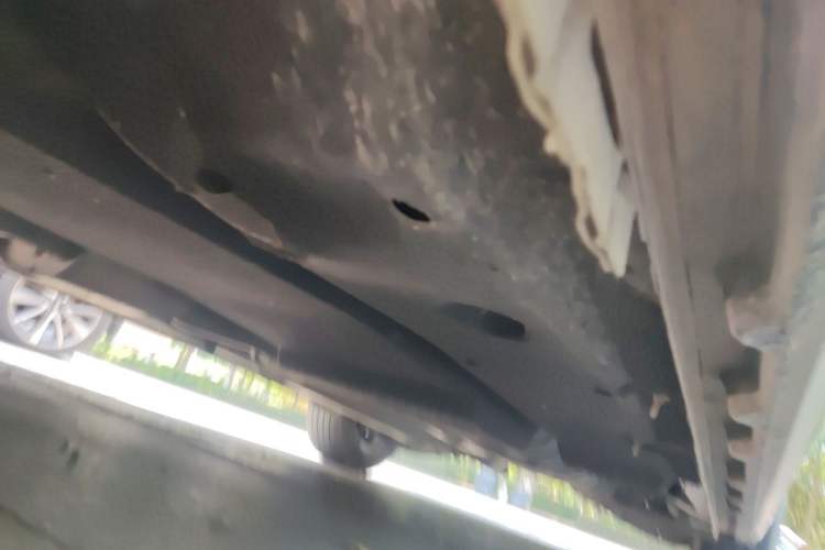 Used Buick GL8 2018 ES 28T Premium Model China VI Standard Chassis Front Left