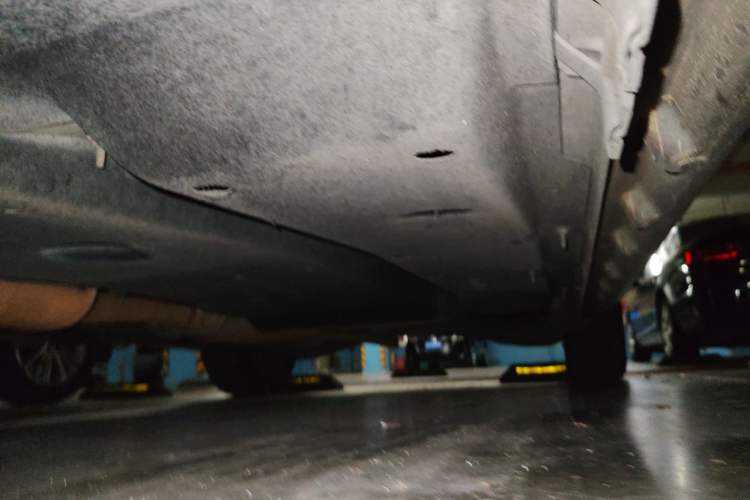 Used Buick GL8 2018 ES 28T Comfort Model China VI Standard Chassis Front Left