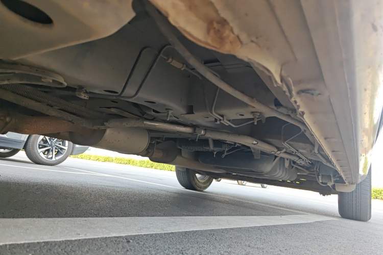 Used Buick GL8 2018 28T Luxury Model China VI Standard Chassis Front Left