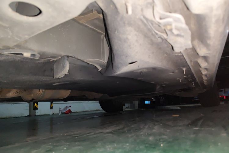 Used Buick GL8 2018 ES 28T Flagship Model China VI Standard Chassis Front Left