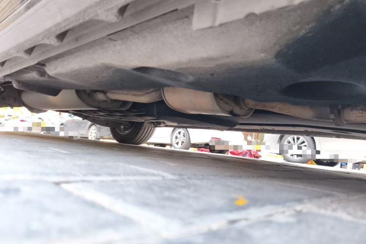 Used Buick GL8 2018 ES 28T Flagship Model China VI Standard Chassis Front Right