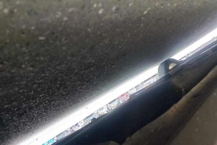 Used Buick GL8 2018 28T Luxury Model China VI Standard Chassis Front Right