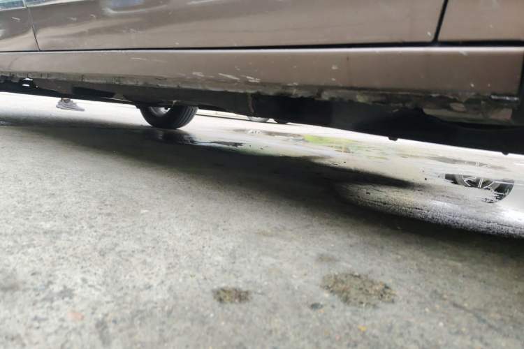 Used Buick GL8 2018 28T Luxury Model China VI Standard Chassis Front Right