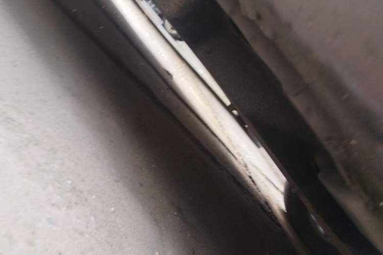 Used Buick GL8 2018 28T Luxury Model China VI Standard Chassis Front Right