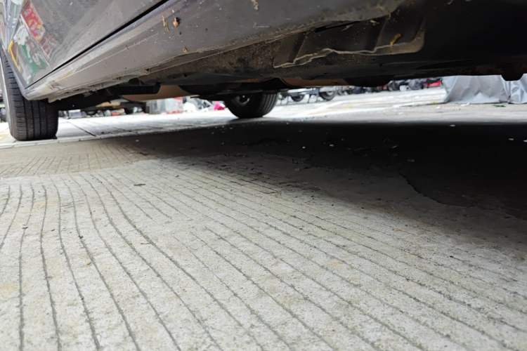 Used Buick GL8 2018 ES 28T Comfort Model China VI Standard Chassis Front Right