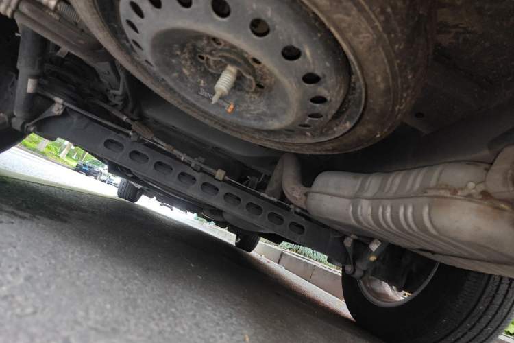 Used Buick GL8 2018 28T Comfort Model China VI Standard Chassis Rear