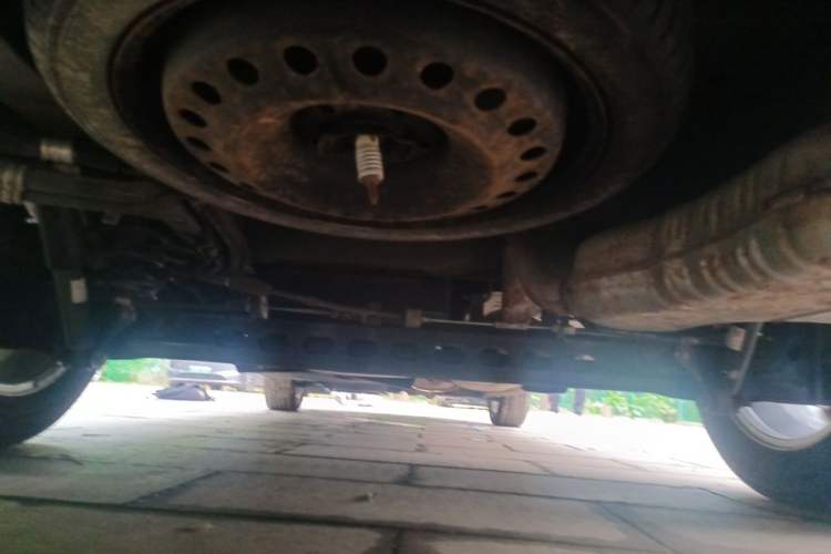 Used Buick GL8 2018 28T Luxury Model China VI Standard Chassis Rear