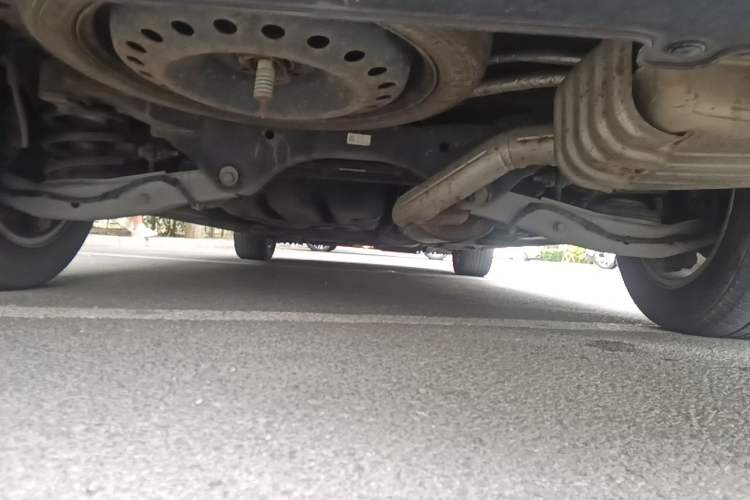 Used Buick GL8 2018 ES 28T Comfort Model China VI Standard Chassis Rear