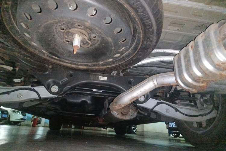 Used Buick GL8 2018 ES 28T Flagship Model China VI Standard Chassis Rear