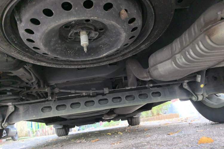 Used Buick GL8 2018 28T Luxury Model China VI Standard Chassis Rear