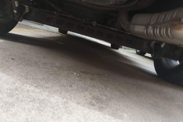 Used Buick GL8 2018 28T Luxury Model China VI Standard Chassis Rear