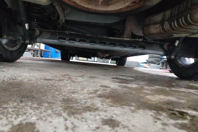 Used Buick GL8 2018 28T Comfort Model China VI Standard Chassis Rear