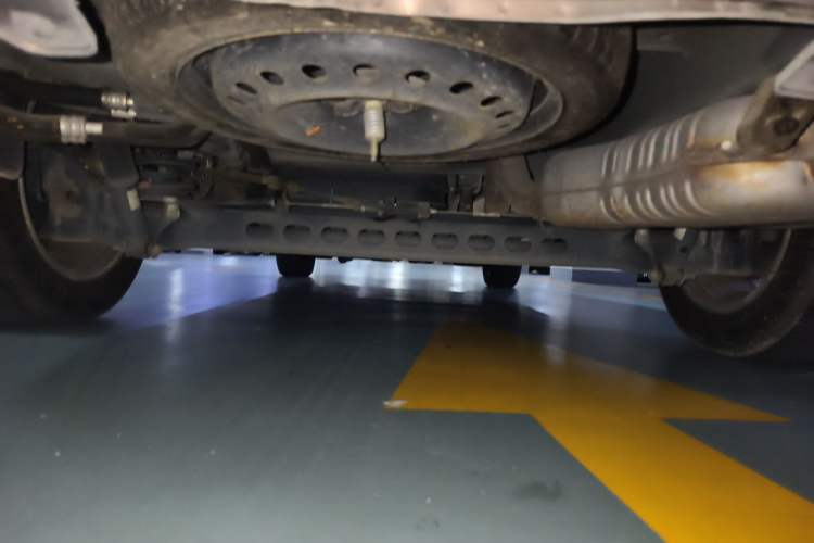 Used Buick GL8 2018 28T Luxury Model China VI Standard Chassis Rear