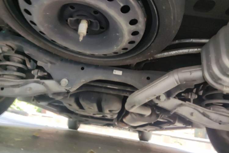 Used Buick GL8 2018 ES 28T Premium Model China VI Standard Chassis Rear