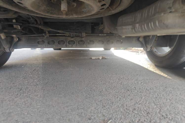 Used Buick GL8 2018 28T Comfort Model China VI Standard Chassis Rear