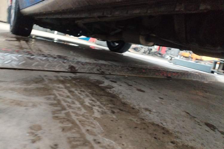 Used Buick GL8 2018 28T Comfort Model China VI Standard Chassis Rear Left