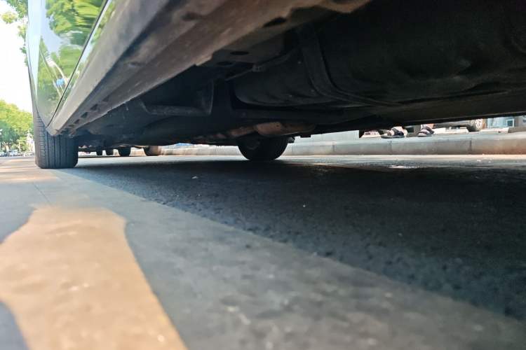 Used Buick GL8 2018 ES 28T Luxury Model China VI Standard Chassis Rear Left