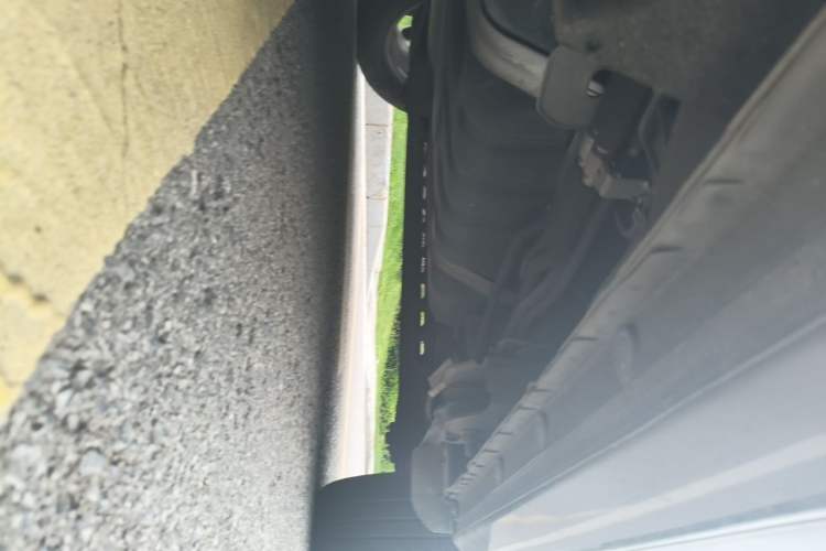 Used Buick GL8 2018 28T Prestige Version China VI Standard Chassis Rear Left
