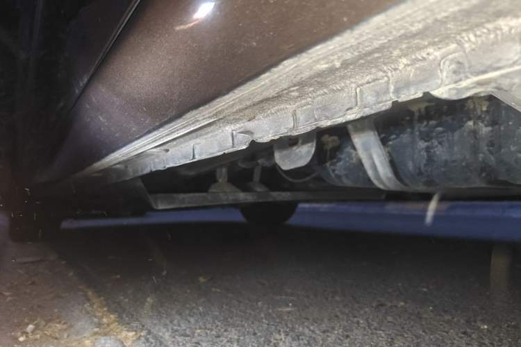 Used Buick GL8 2018 28T Luxury Model China VI Standard Chassis Rear Left