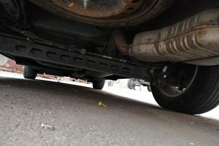 Used Buick GL8 2018 28T Comfort Model China VI Standard Chassis Rear
