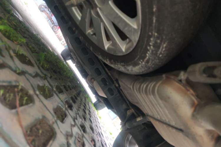 Used Buick GL8 2018 28T Luxury Model China VI Standard Chassis Rear