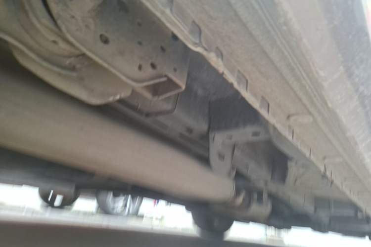 Used Buick GL8 2018 28T Comfort Model China VI Standard Chassis Rear Right