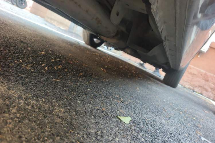 Used Buick GL8 2018 28T Luxury Model China VI Standard Chassis Rear Right