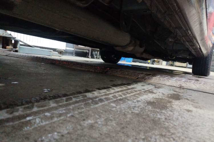 Used Buick GL8 2018 28T Comfort Model China VI Standard Chassis Rear Right